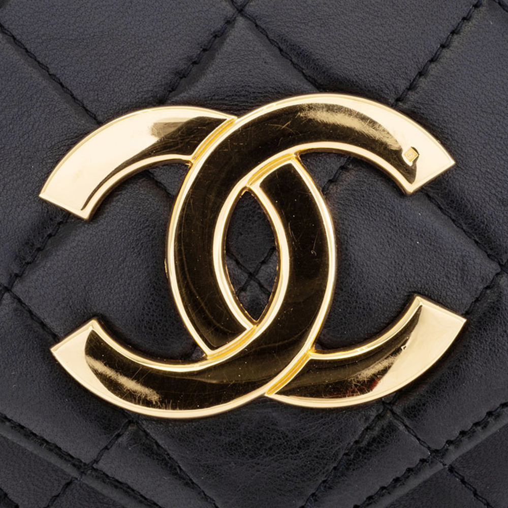 Chanel Matelasse Black Chain Shoulder Bag, Lambskin Leather, Women's, Black, ... - Picture 9 of 16